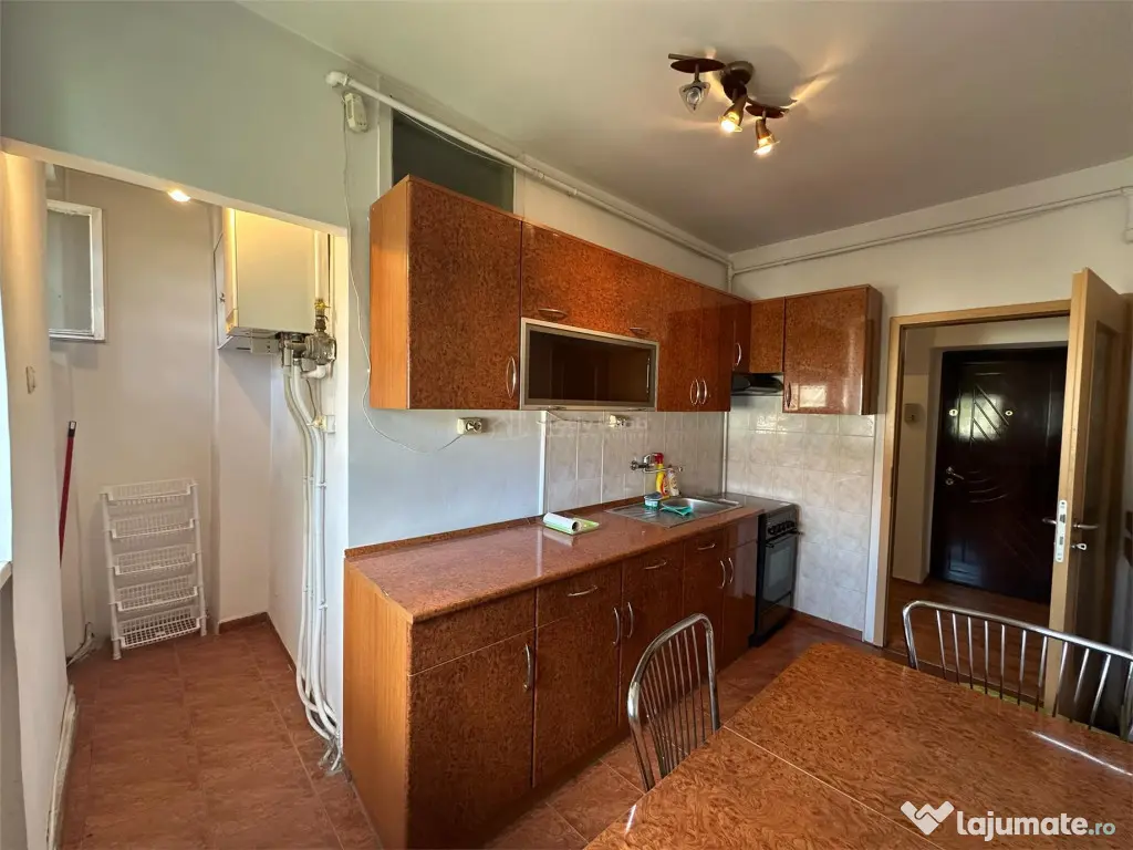 Resita, Apt.3 Cam, conf.1, Semidec., Zona Lunca