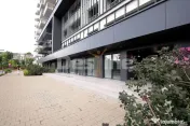 Spatiu Comercial 217 mp parter + 2 parcari la intrare in ... 