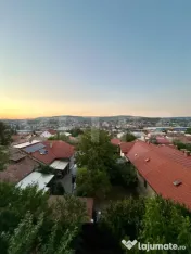 Apartament 3 camere, 76mp, ultrafinisat, zona Gruia 