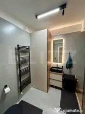 Apartament 3 camere, 76mp, ultrafinisat, zona Gruia 