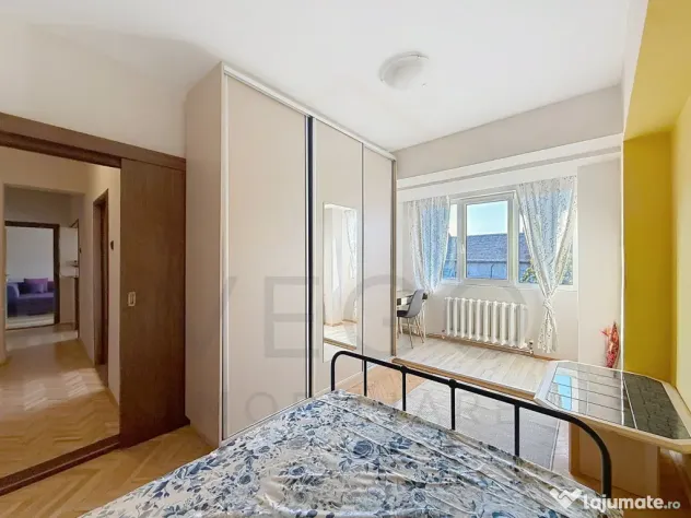 Apartament cu 3 camere, 70 mp, 2 bai, balcon, in Centru