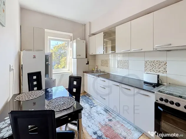 Apartament cu 3 camere, 70 mp, 2 bai, balcon, in Centru