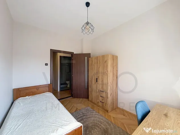 Apartament cu 3 camere, 70 mp, 2 bai, balcon, in Centru