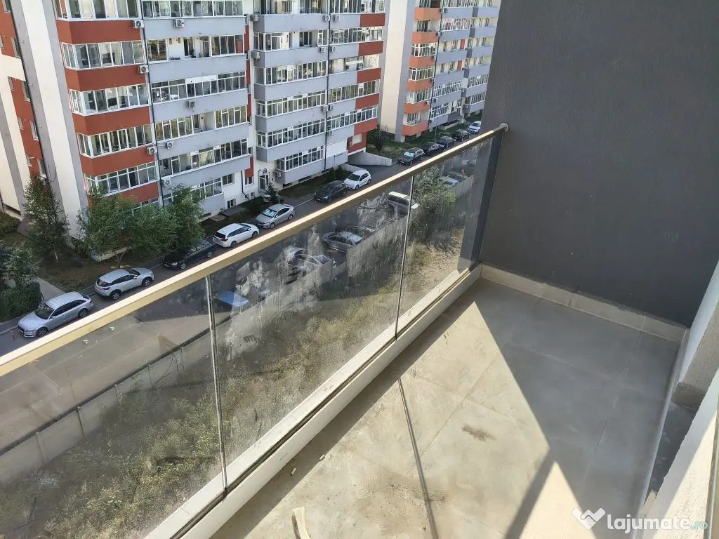 2cam. studio- la 15min metrou Leonida/Berceni