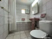 Apartament decomandat de închiriat — Zonă Urbană 