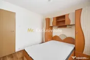 Apartament Mioveni , etajul 2 , decomandat !