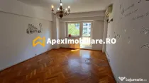 Apartament 4 camere de vanzare Unirii Parcare Privata / Gara