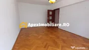 Apartament 4 camere de vanzare Unirii Parcare Privata / Gara 