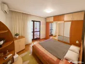 Apartament vanzare 3 camere Decebal