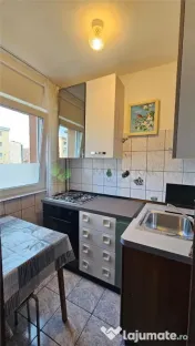 Garsoniera Tractorul-piata,mobilata-utilata,300 Euro