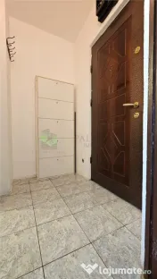 Garsoniera Tractorul-piata,mobilata-utilata,300 Euro