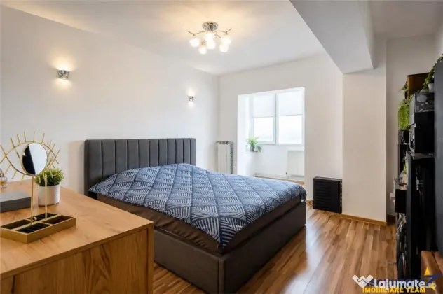 Apartament de 3 camere mobilat si utilat modern, structura d