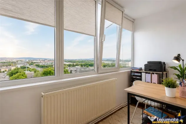 Apartament de 3 camere mobilat si utilat modern, structura d