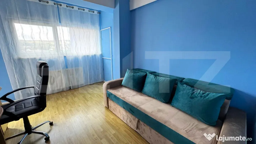 Apartament cu trei camere, etajul 2, zona Independentei