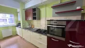 Apartament cu trei camere, etajul 2, zona Independentei 