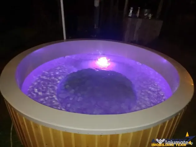 FILM!Resedinte montane,mobilate,echipate, jacuzzi,piscina,pr