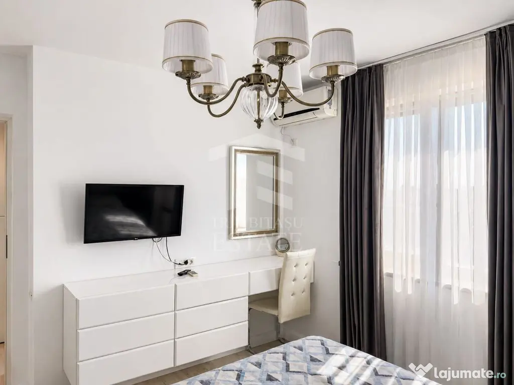 Apartament | 3 camere | Terasă panoramică 100 mp | Parcare