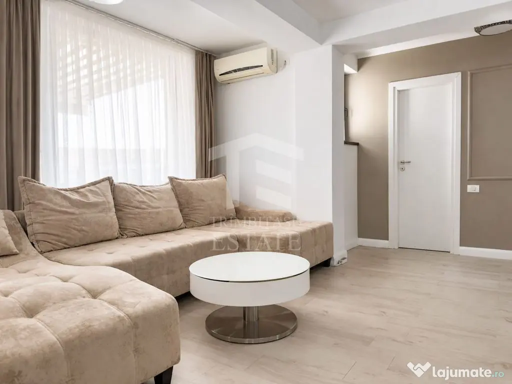 Apartament | 3 camere | Terasă panoramică 100 mp | Parcare