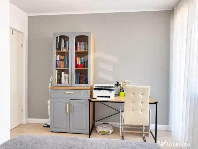 Apartament | 3 camere | Terasă panoramică 100 mp | Parcare