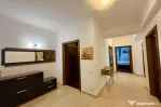 Bazilescu, Apartament 3 camere 104 mp, cu parcare si curte.