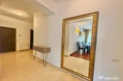 Bazilescu, Apartament 3 camere 104 mp, cu parcare si curte. 