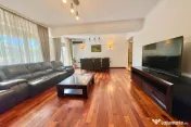 Bazilescu, Apartament 3 camere 104 mp, cu parcare si curte. 