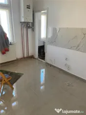 Spatiu de birou - zona linistita - aer conditionat - 5 came 