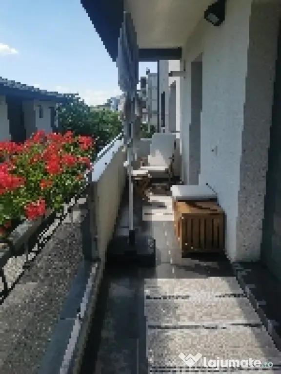 Colina Insorita, apartament cu o camera, boxa, parcare - Iasi (Iasi)