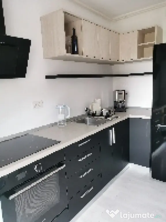 Colina Insorita, apartament cu o camera, boxa, parcare - Iasi (Iasi)