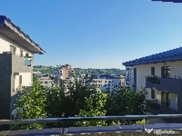 Colina Insorita, apartament cu o camera, boxa, parcare - Iasi (Iasi)