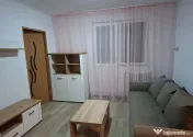 Apartament 2 cam Podu ros ( vizavi de liceul Racoviță) 