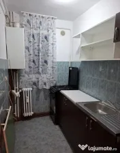Apartament 2 cam Podu ros ( vizavi de liceul Racoviță) 