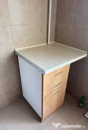 Mobila Bucatarie Bufet si Dulap Suspendat; Dulap cu rafturi si sertare; chiuveta 