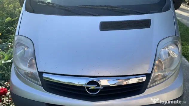 Opel Vivaro 2.0 CDTI 114 CP | 2011 | 8+1 Locuri | Model Lung
