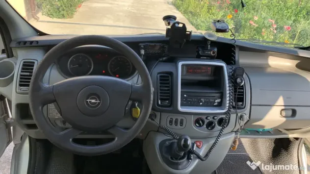 Opel Vivaro 2.0 CDTI 114 CP | 2011 | 8+1 Locuri | Model Lung