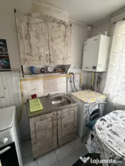 Apartament, et. 1, balcon și bucătărie închisă, Câmpul 