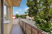Apartament de inchiriat cu 3 camere in zona Intim