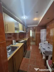 Apartament 2 camere, 40mp, decomandat, zona micro 20 