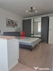 Inchiriez apartament 4 camere, complet renovat, 
