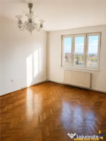 Apartament 3camere, etaj intermediar, priveliste si lumina n