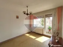 Apartament 3 camere, central, de vânzare, Salonta