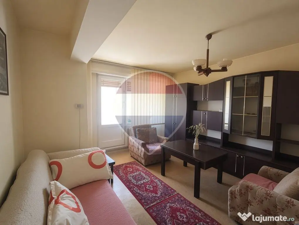 Apartament 3 camere, central, de vânzare, Salonta