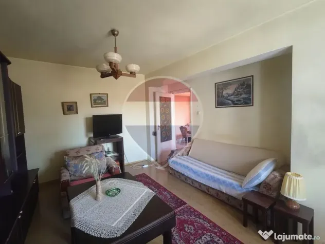 Apartament 3 camere, central, de vânzare, Salonta