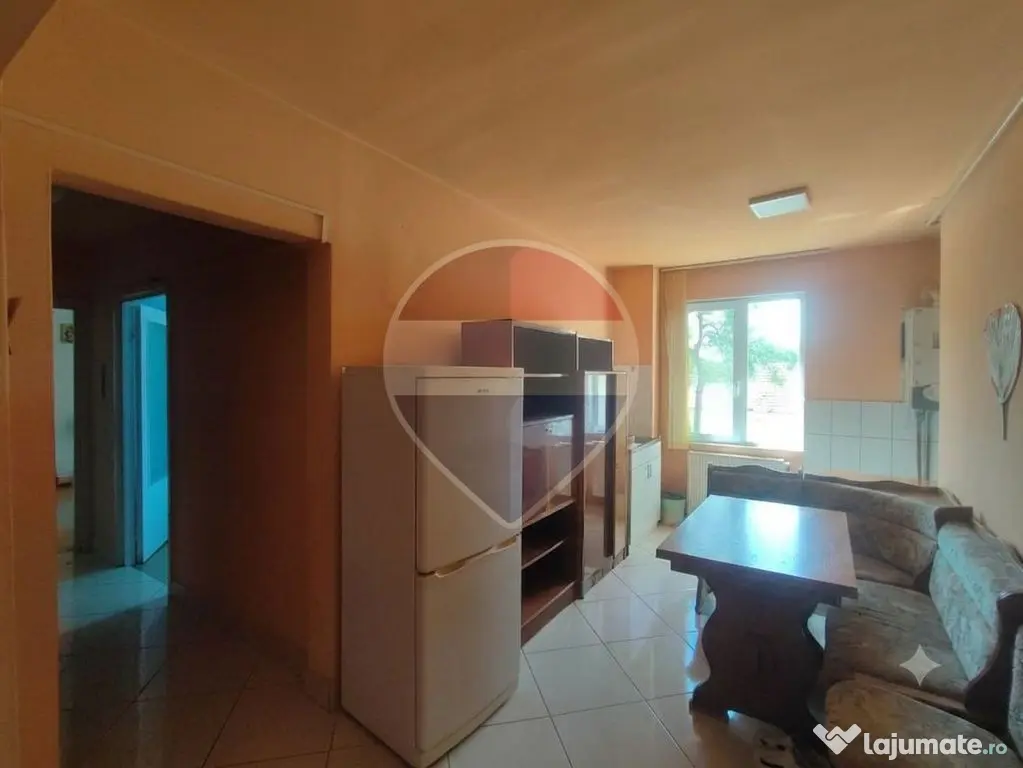 Apartament 3 camere, central, de vânzare, Salonta