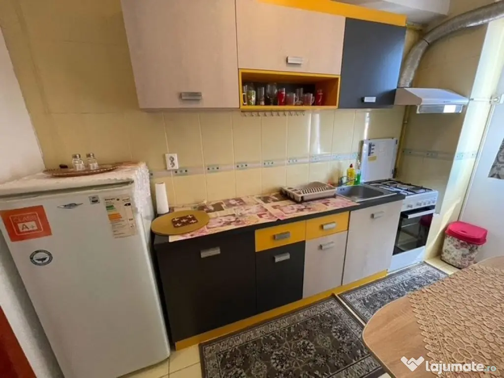 Apartament 2 camere,strada Babadag
