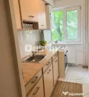 Inchiriem apartament cu 3 camere
