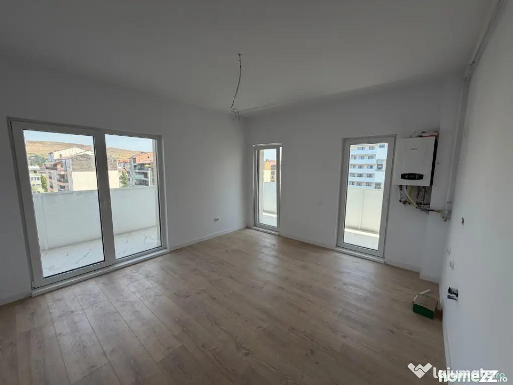 Apartament 3 camere, 52,26 mp, zona Eroilor