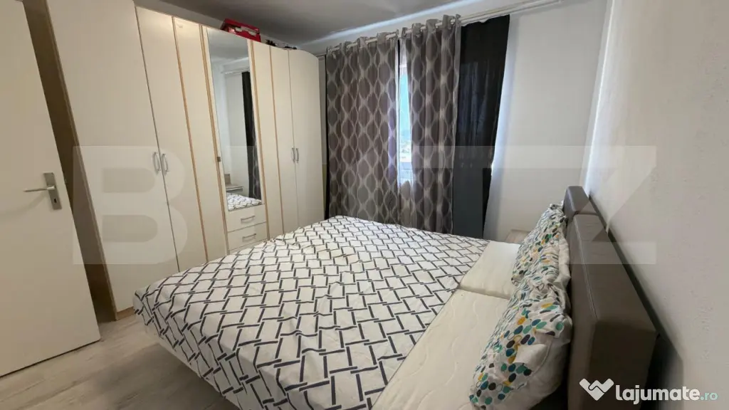 Apartament 3 camere, 65mp utili, zona Cetate