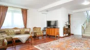 Casa premium de 370 mp, teren de 1100 mp, valente Nzeb, zona