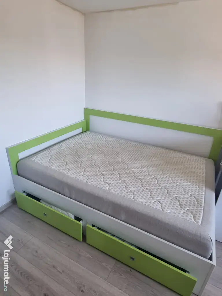 Pat de colț alb-lime 140*200